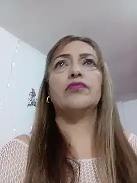 Lady 16 online show from 12.17.25