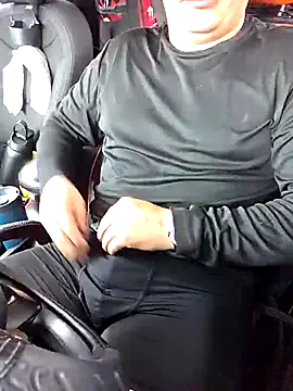 Snapshot of lucho8690 chatting on 09.20.25 lucho8690 online show from 09.20.25