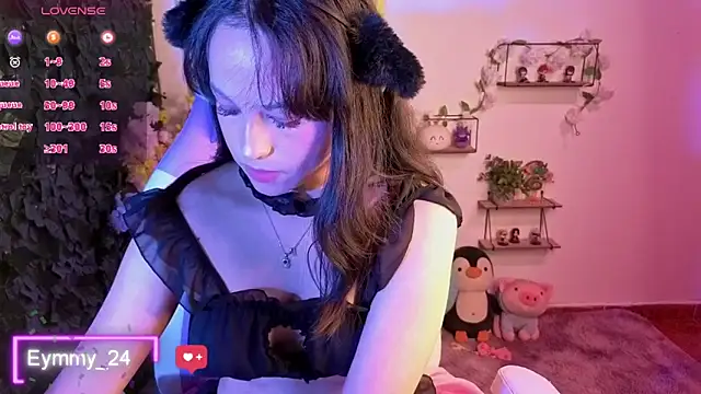 Snapshot of Eymmy_24 chatting on 05.25.26 Eymmy 24 online show from 05.25.26