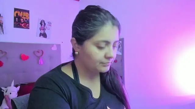 TifanyAmazinng online show from 02.13.26