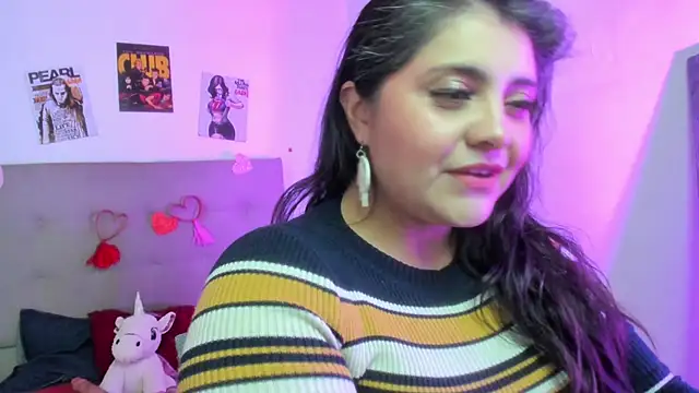 TifanyAmazinng online show from 02.17.26