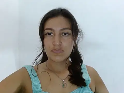 Snapshot of SarahFriendly chatting on 07.17.26 SarahFriendly online show from 07.17.26