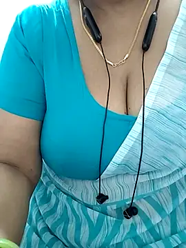 Snapshot of tami_lavanya chatting on 07.20.26 tami lavanya online show from 07.20.26