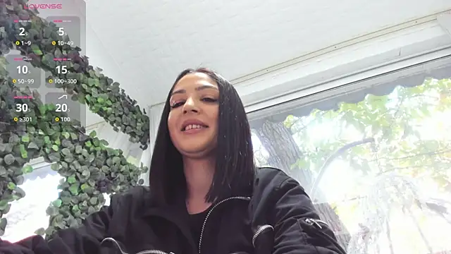 Lexi Storm online show from 11.02.25