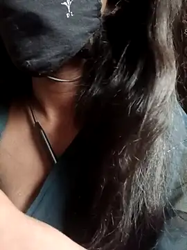 Snapshot of kavya-telugu84 chatting on 04.21.26 kavya-telugu84 online show from 04.21.26