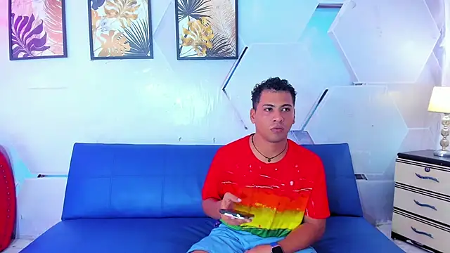 The boys at online show from 09.22.25