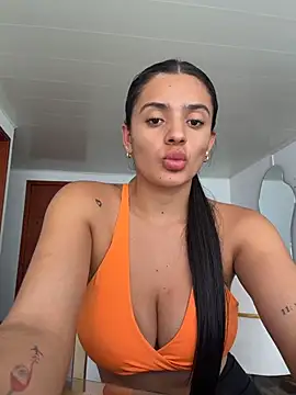 AnaaFaith  online show from 04.13.26