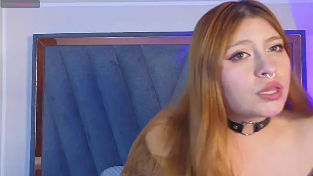 Snapshot of VelvetFox_ chatting on 05.03.26 VelvetFox online show from 05.03.26