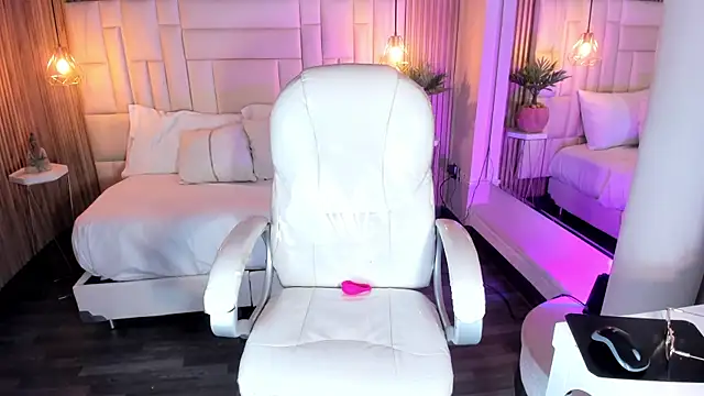 DulceGreem online show from 10.21.25