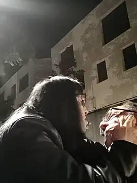 Snapshot of Txacas chatting on 09.29.25 Txacas online show from 09.29.25