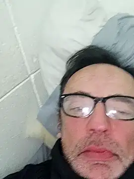 Snapshot of Txacas chatting on 02.02.26 Txacas online show from 02.02.26