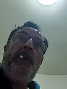 Snapshot of Txacas chatting on 03.01.26 Txacas online show from 03.01.26