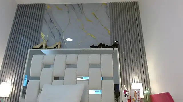 VanessaHard as online show from 10.01.25