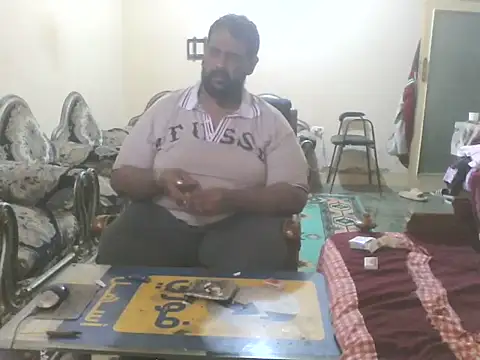 elpoop7305 online show from 10.29.25