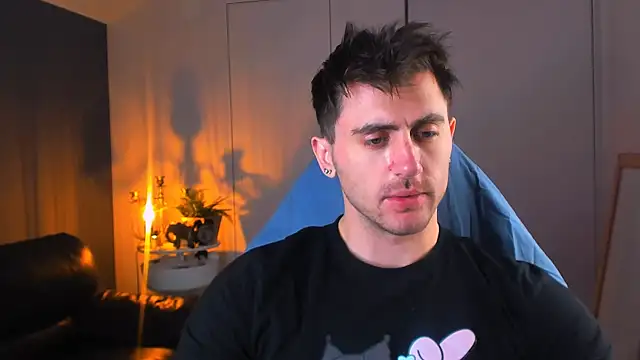 Oscar Miller  online show from 10.20.25