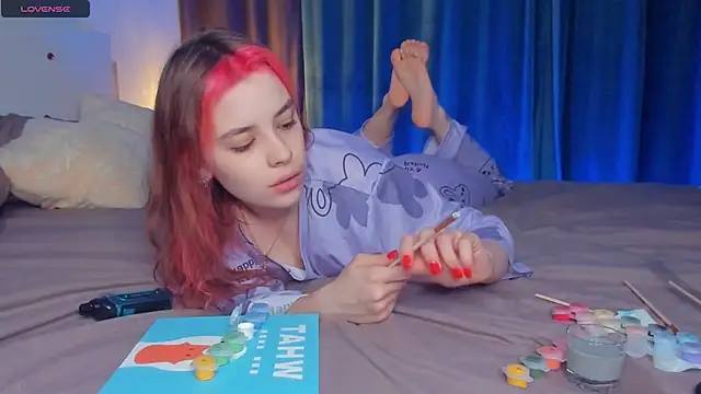 VedaSchulz online show from 12.05.25