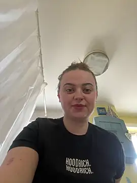 Snapshot of SexySashaxox chatting on 02.14.26 SexySashaxox online show from 02.14.26