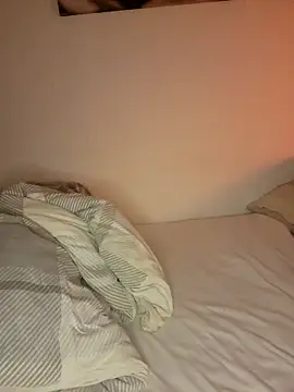 LioEstxh online show from 12.22.25