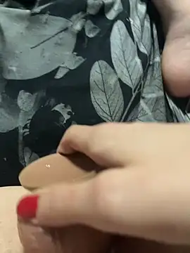 Snapshot of SomeWhatFoxyX chatting on 09.19.25 SomeWhatFoxyX online show from 09.19.25