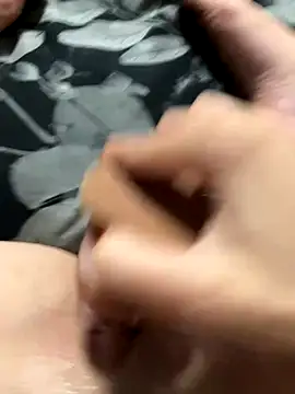 Snapshot of SomeWhatFoxyX chatting on 10.25.25 SomeWhatFoxyX online show from 10.25.25