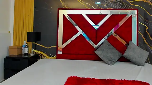 VioletRose as online show from 02.03.26