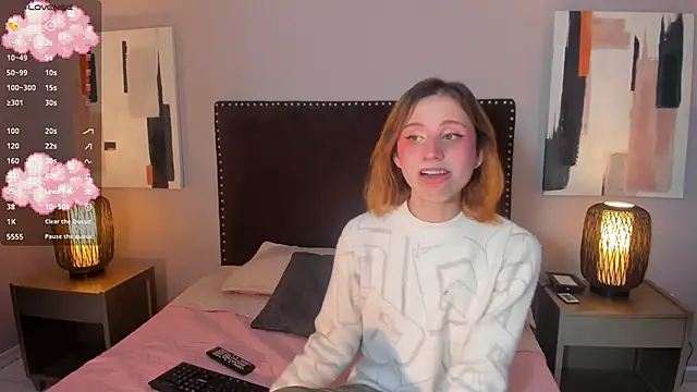 Snapshot of seraphine_star chatting on 02.07.26 seraphine star online show from 02.07.26