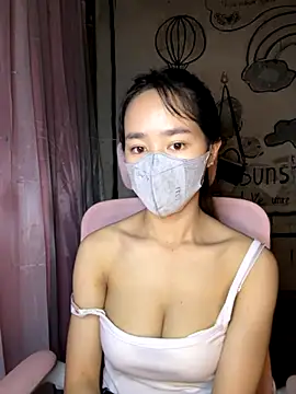 TiNa 04 online show from 10.16.25