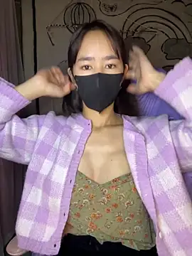 TiNa 04 online show from 11.29.25