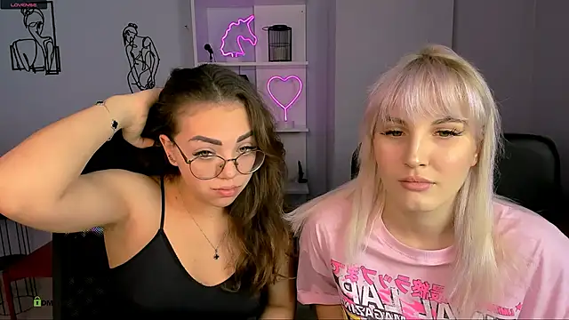 Snapshot of marta_smith chatting on 11.07.25 marta smith online show from 11.07.25