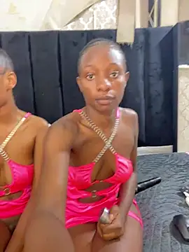 LonelyQueenxx25 online show from 02.23.26