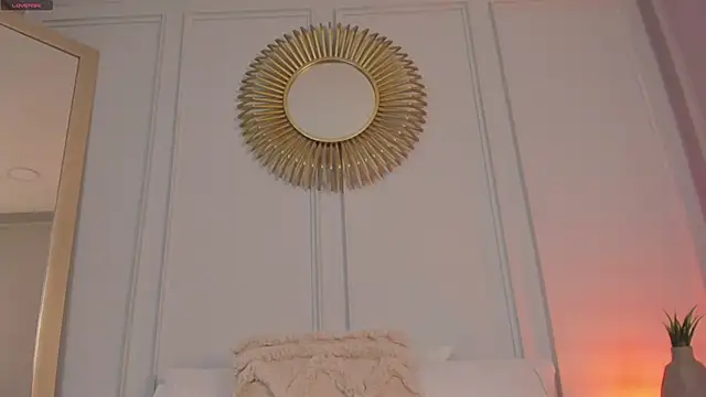 Snapshot of CharlotteBrownn_ chatting on 05.15.26 CharlotteBrownn online show from 05.15.26