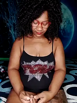 Snapshot of analgetica chatting on 10.08.25 analgetica online show from 10.08.25