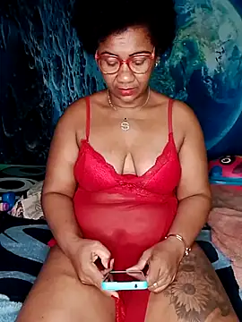 Snapshot of analgetica chatting on 11.23.25 analgetica online show from 11.23.25