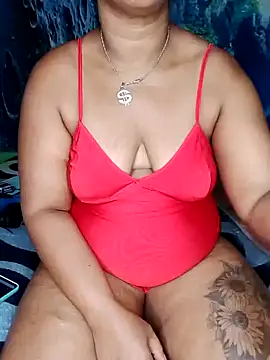 Snapshot of analgetica chatting on 11.28.25 analgetica online show from 11.28.25