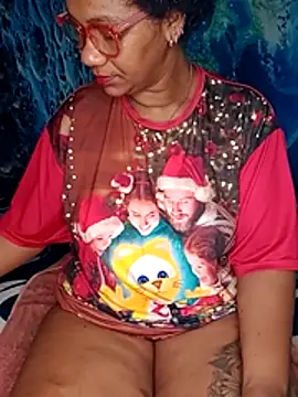 Snapshot of analgetica chatting on 12.14.25 analgetica online show from 12.14.25