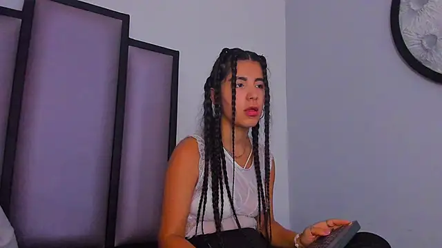 Lucy-23 online show from 12.19.25