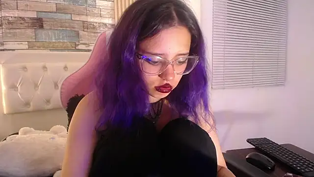 rihonna hs8 online show from 03.20.26