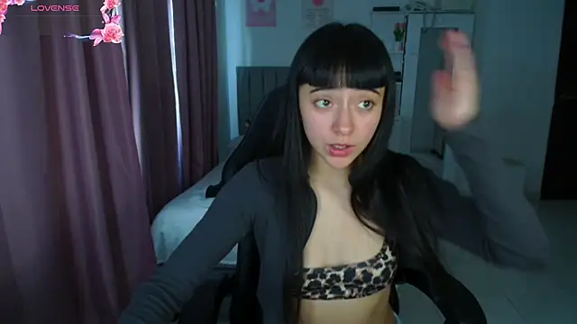 Snapshot of violetta_blackk chatting on 07.30.26 violetta blackk online show from 07.30.26