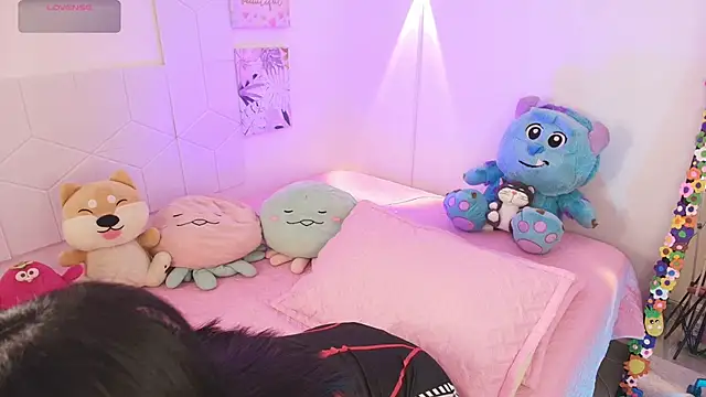 justonecute online show from 11.26.25