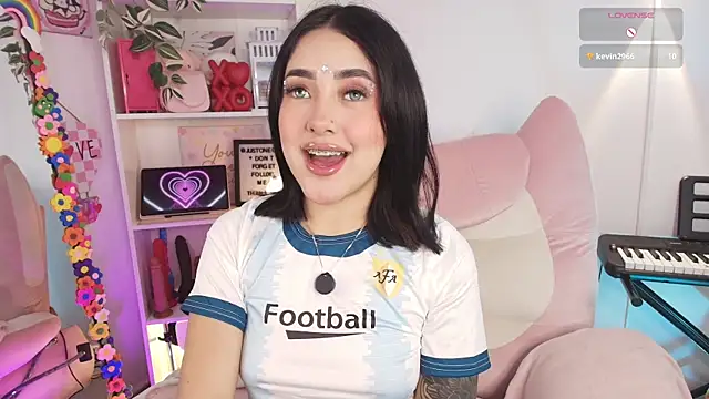 justonecute online show from 03.25.26