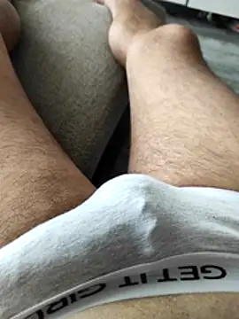 hansvonerotic1 online show from 11.18.25