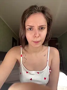 aurora pink  online show from 10.20.25