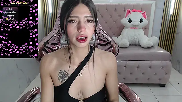 Snapshot of alehp_rose_s chatting on 02.25.26 alehp rose s online show from 02.25.26