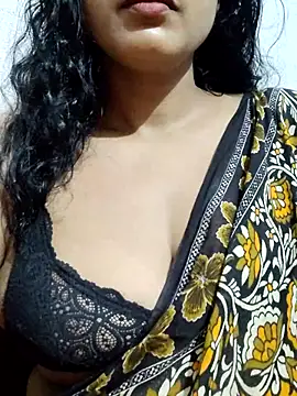 Snapshot of spicysuhana chatting on 09.19.25 spicysuhana online show from 09.19.25