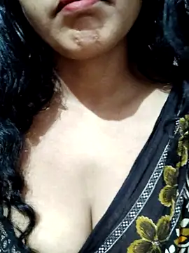 Snapshot of spicysuhana chatting on 09.20.25 spicysuhana online show from 09.20.25