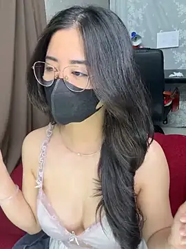 Snapshot of Voyerra_g chatting on 03.10.26 Voyerra g online show from 03.10.26