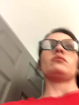 Snapshot of VisibleGiver chatting on 10.27.25 VisibleGiver online show from 10.27.25