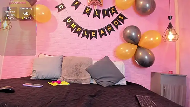 Snapshot of MayteLiu_ chatting on 09.26.25 MayteLiu online show from 09.26.25