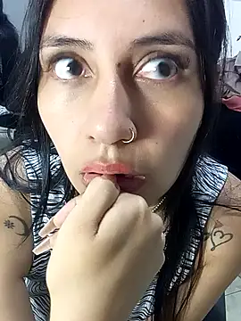 Snapshot of Nika_Hot chatting on 09.23.25 Nika Hot online show from 09.23.25