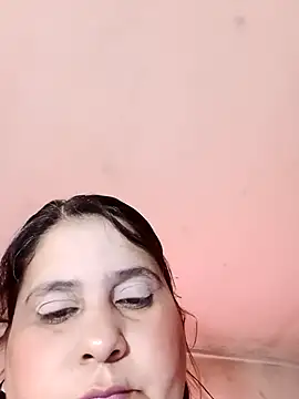 Snapshot of Ayma1983 chatting on 11.11.25 Ayma1983 online show from 11.11.25